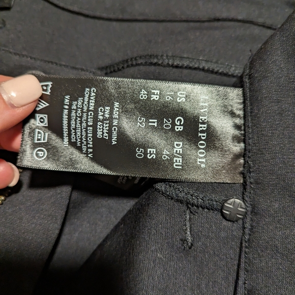 Liverpool Skinny Knit Pant - Picture 4 of 4